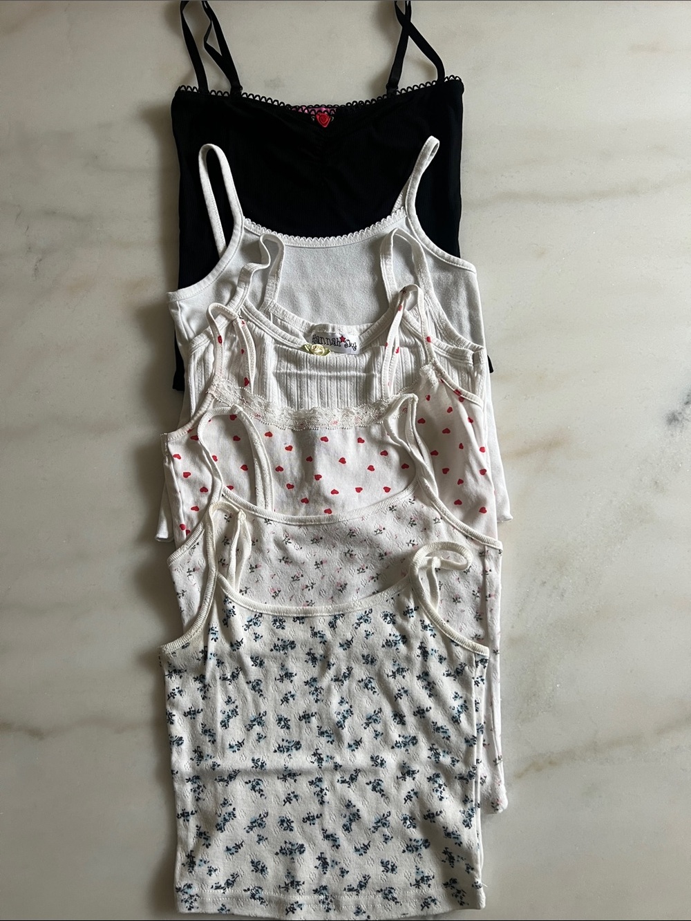 Haul Teen/Tween Mixed GirlsTank Top Pack - Black and White Floral & Heart Prints